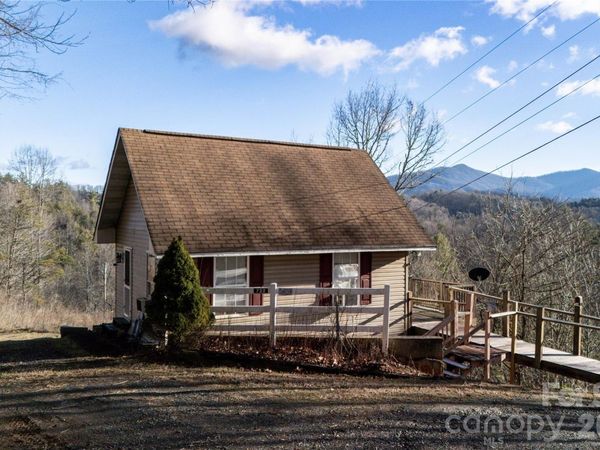 722 Union Hill Ridge Road, Green Mountain, NC 28740