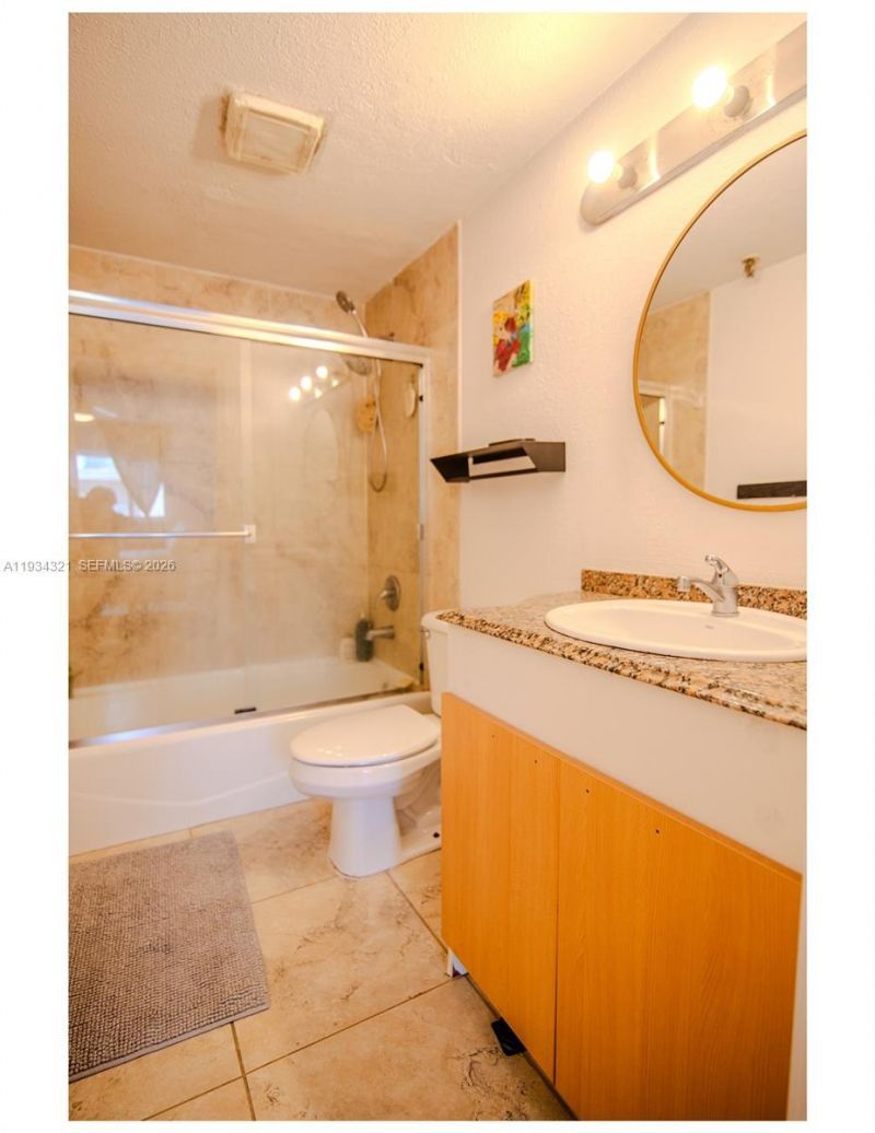 677 NE 24th St, Unit 604, Miami, FL 33137 Photo