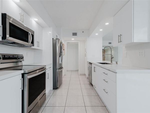 16485 Collins Ave, Unit 338, Sunny Isles Beach, FL 33160