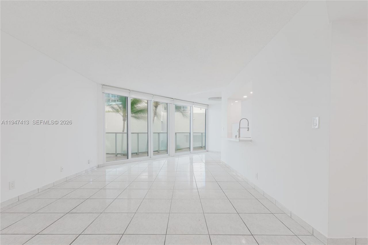 16485 Collins Ave, Unit 338, Sunny Isles Beach, FL 33160 Photo