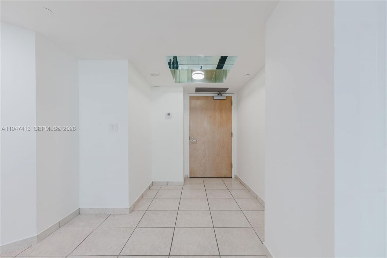 16485 Collins Ave, Unit 338, Sunny Isles Beach, FL 33160 Photo