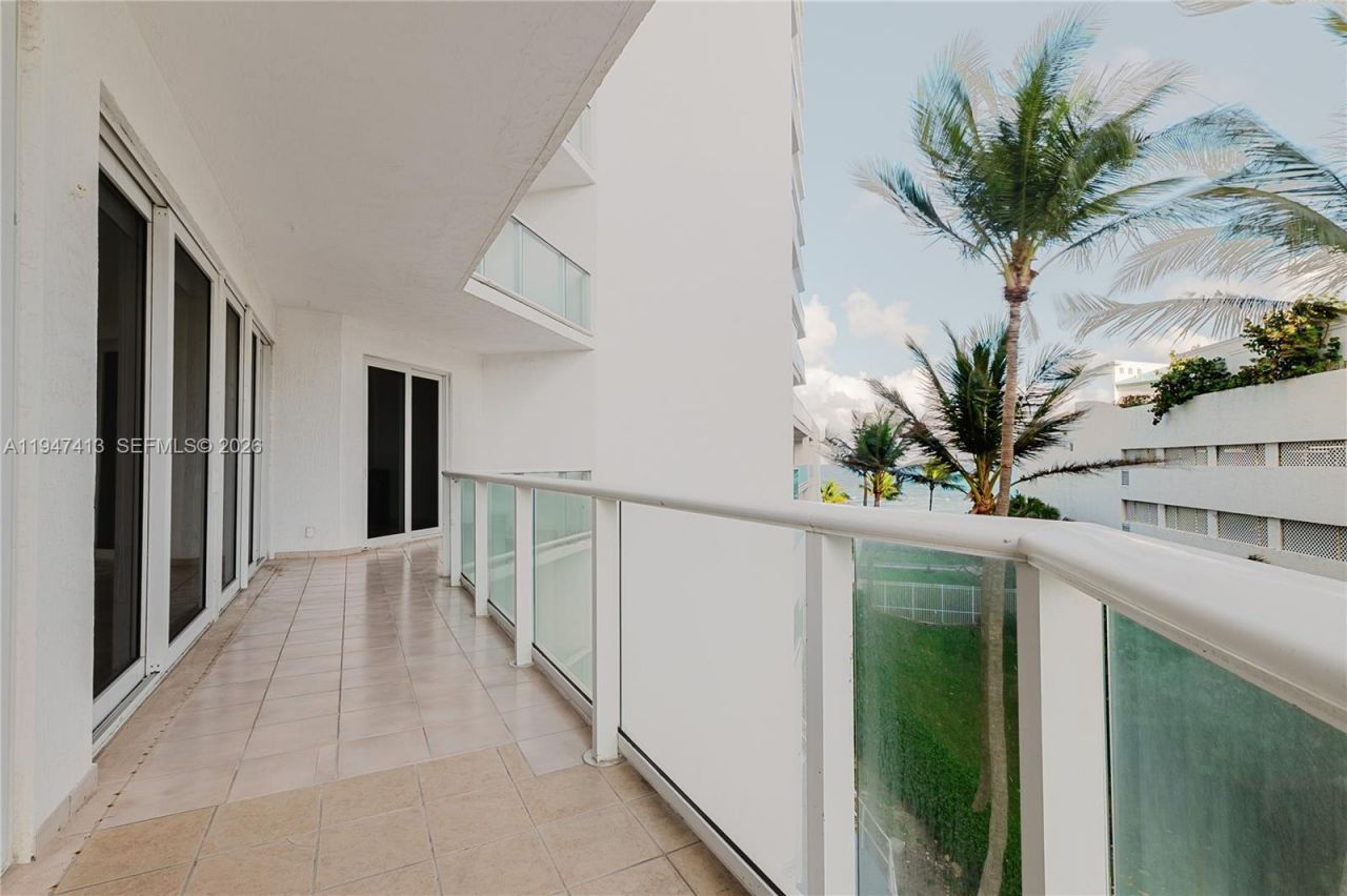 16485 Collins Ave, Unit 338, Sunny Isles Beach, FL 33160 Photo