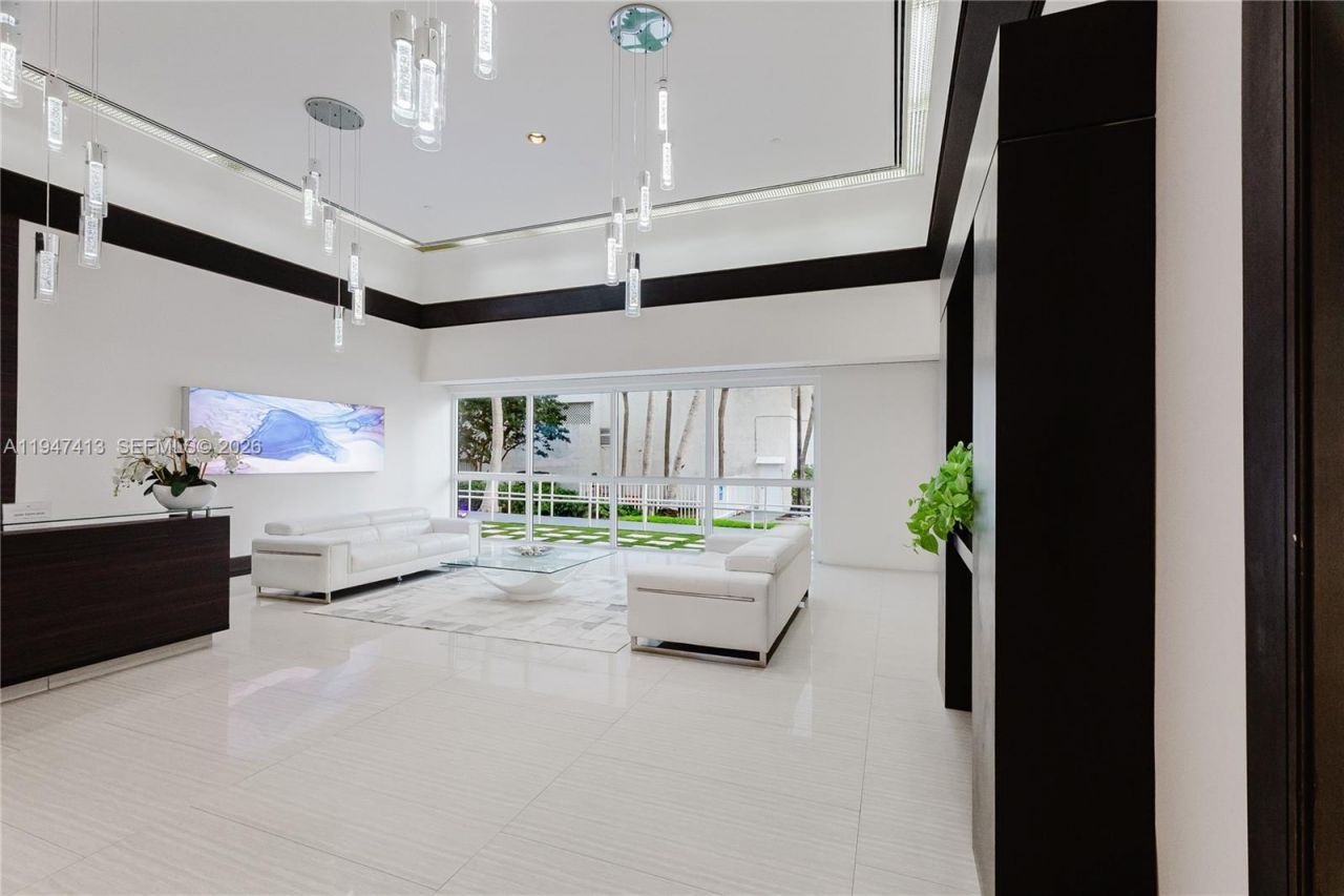 16485 Collins Ave, Unit 338, Sunny Isles Beach, FL 33160 Photo