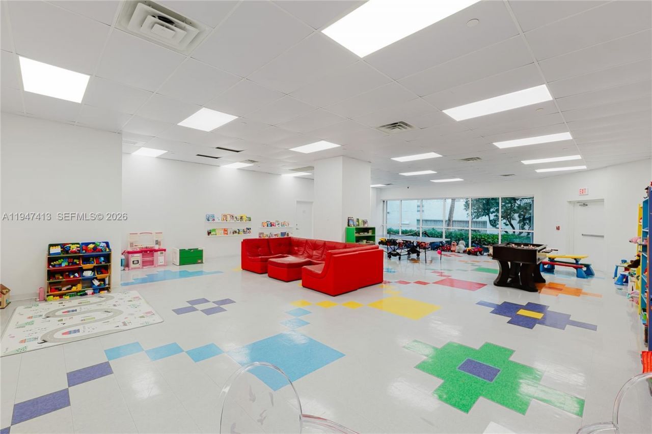 16485 Collins Ave, Unit 338, Sunny Isles Beach, FL 33160 Photo