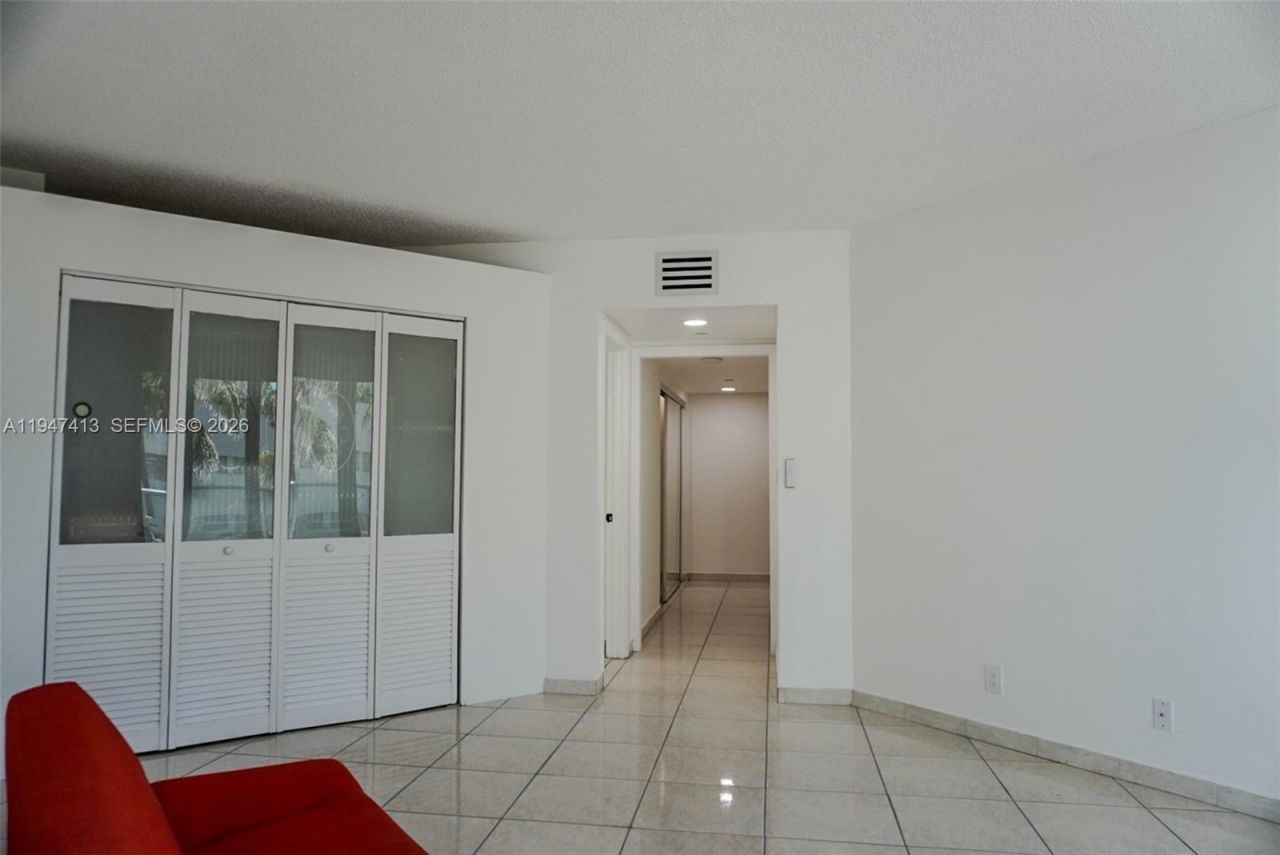 16485 Collins Ave, Unit 338, Sunny Isles Beach, FL 33160 Photo
