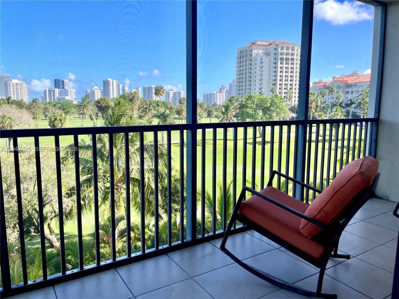 20335 W Country Club Dr, Unit 405, Aventura, FL 33180 Photo