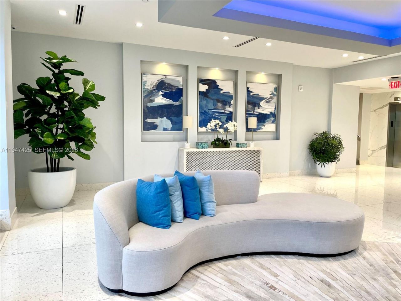 20335 W Country Club Dr, Unit 405, Aventura, FL 33180 Photo