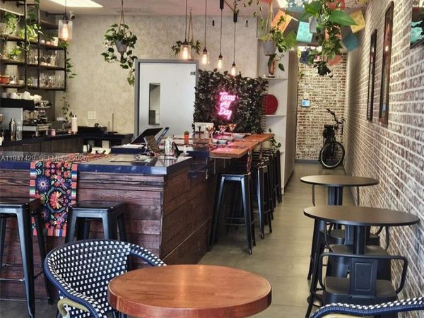 12743 Biscayne Blvd , North Miami, FL 33181