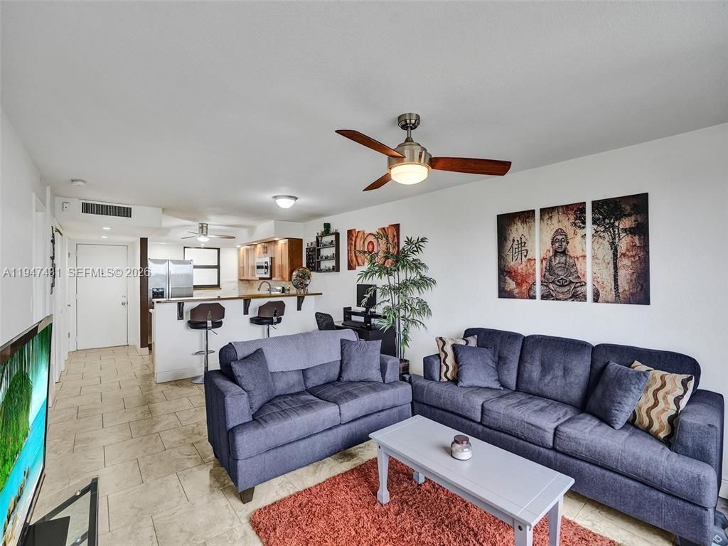 2304 S Cypress Bend Dr, Unit 712, Pompano Beach, FL 33069 Photo