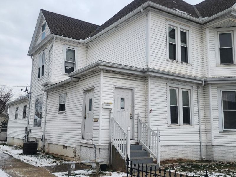 125 N Pickaway Street, Circleville, OH 43113 Photo 1