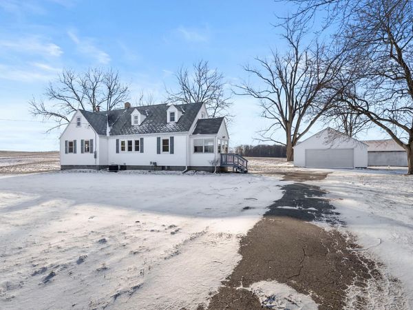 9481 W Pine Lake Road, Delton, MI 49046