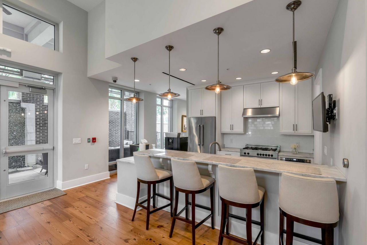 155 Wingo Way Photo 51