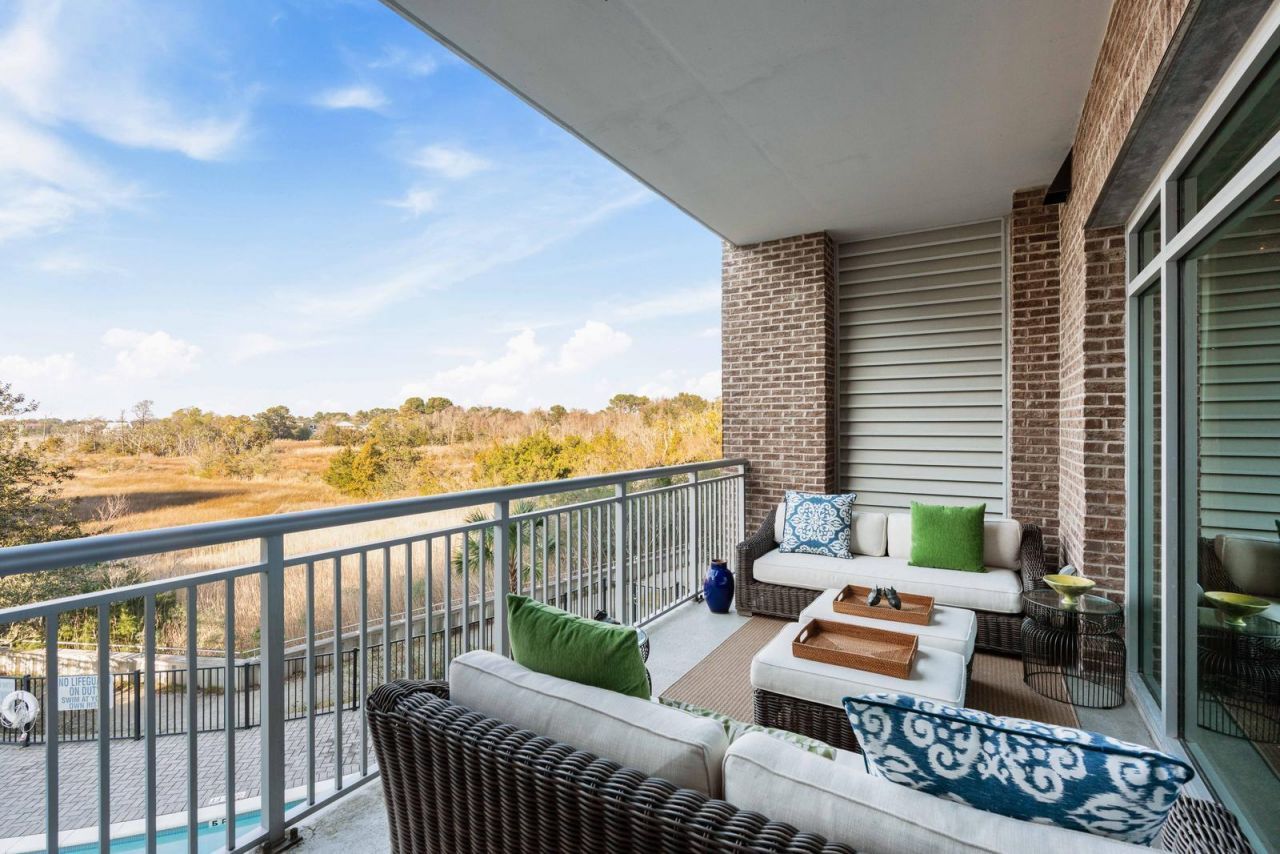 155 Wingo Way Photo 9