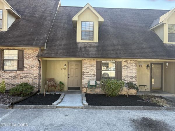 3708 Gunnison Way, Knoxville, TN 37921