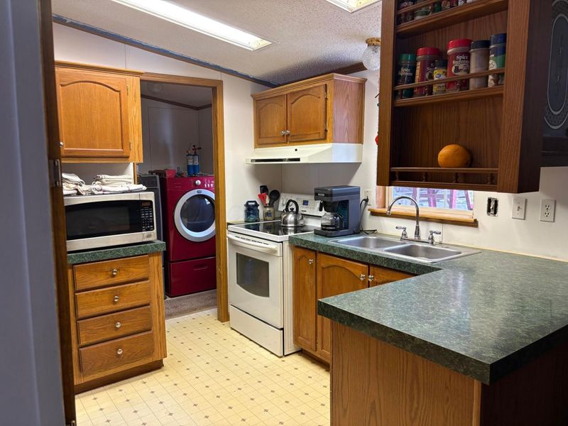 12117 Techniglas Road, Saint Louisville, OH 43071 Photo 17