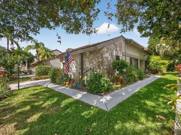 5137 Thyme Drive, Palm Beach Gardens, FL 33418