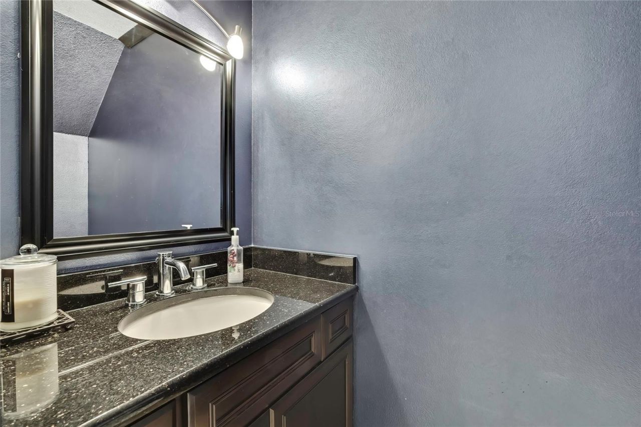 3414 Arbor Oaks Court, Tampa, FL 33614 Photo