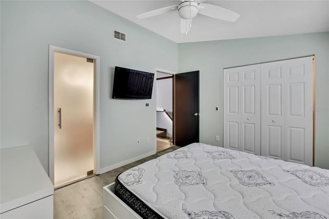 3414 Arbor Oaks Court, Tampa, FL 33614 Photo