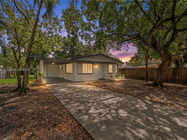 1709 N 59th Ter, Hollywood, FL 33021
