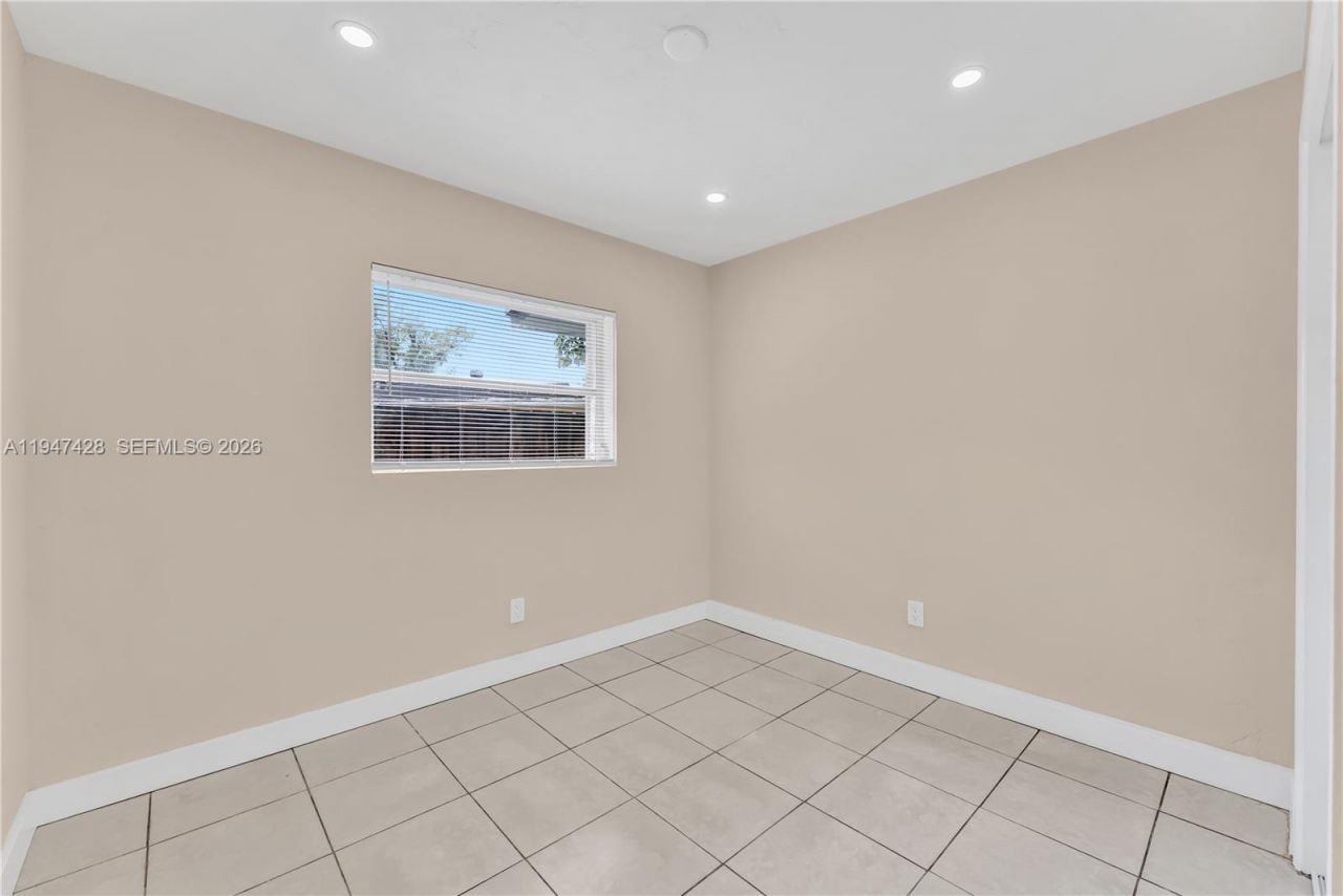 1709 N 59th Ter, Hollywood, FL 33021 Photo