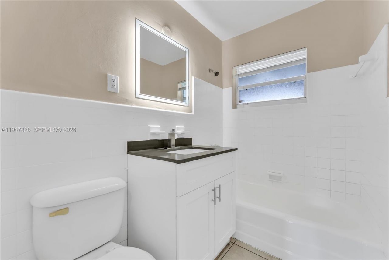 1709 N 59th Ter, Hollywood, FL 33021 Photo