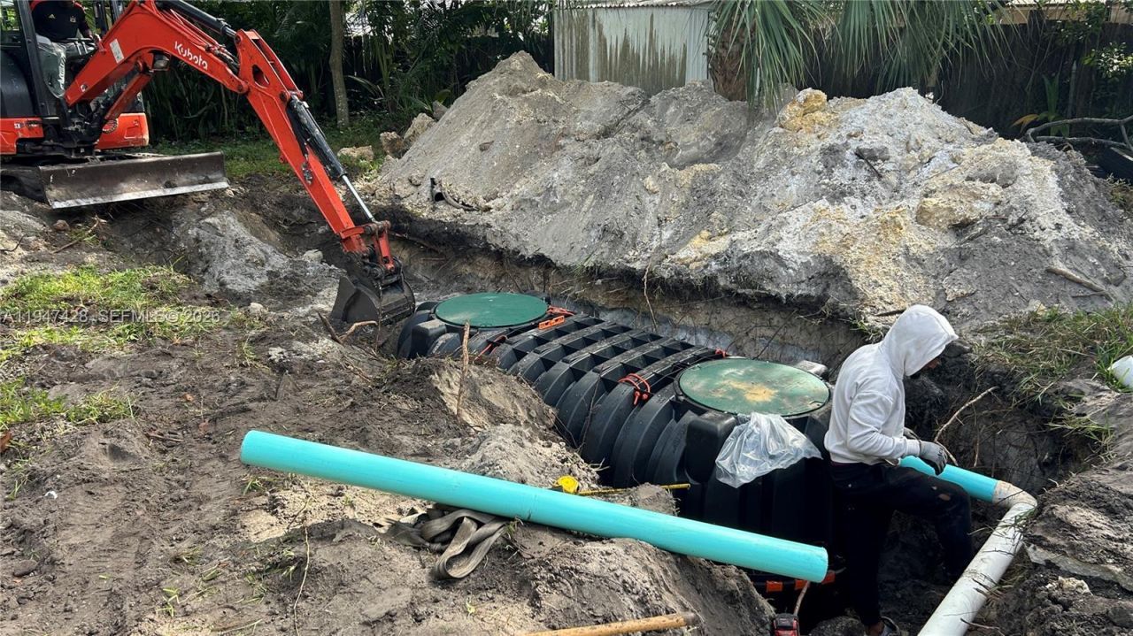 1709 N 59th Ter, Hollywood, FL 33021 Photo