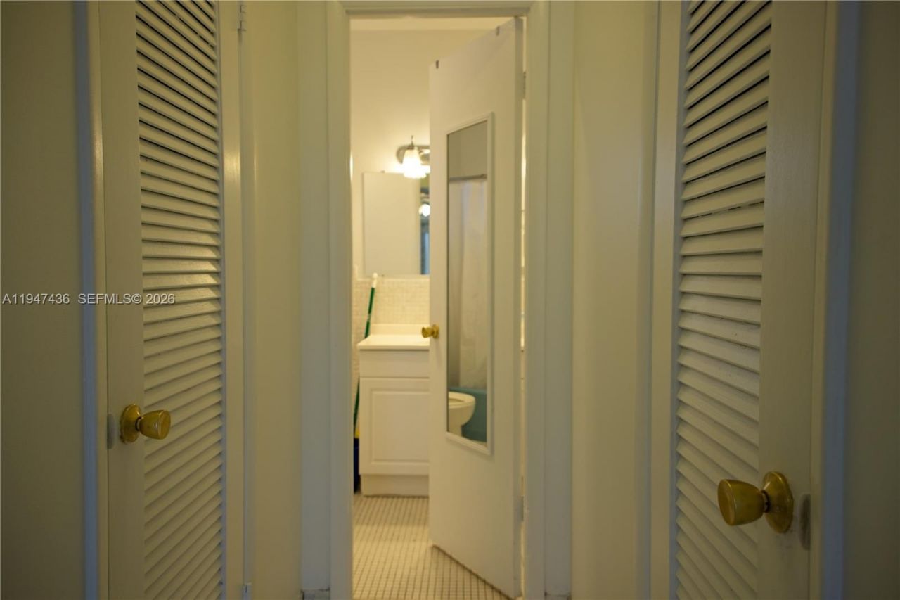 2309 Park Ln, Unit 304, Hollywood, FL 33021 Photo