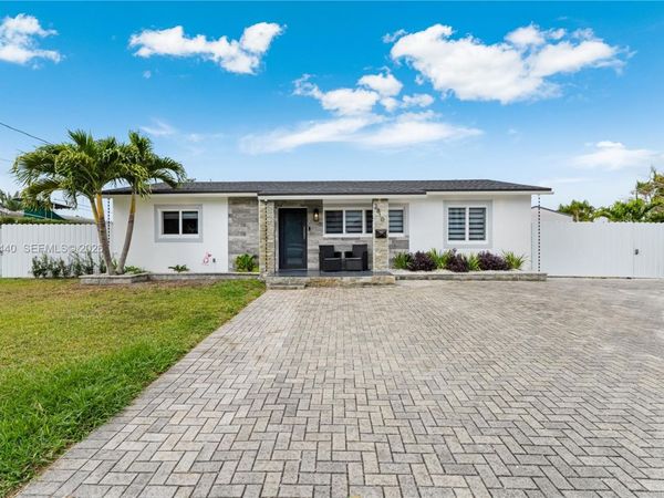 2810 SW 123rd Ct, Miami, FL 33175