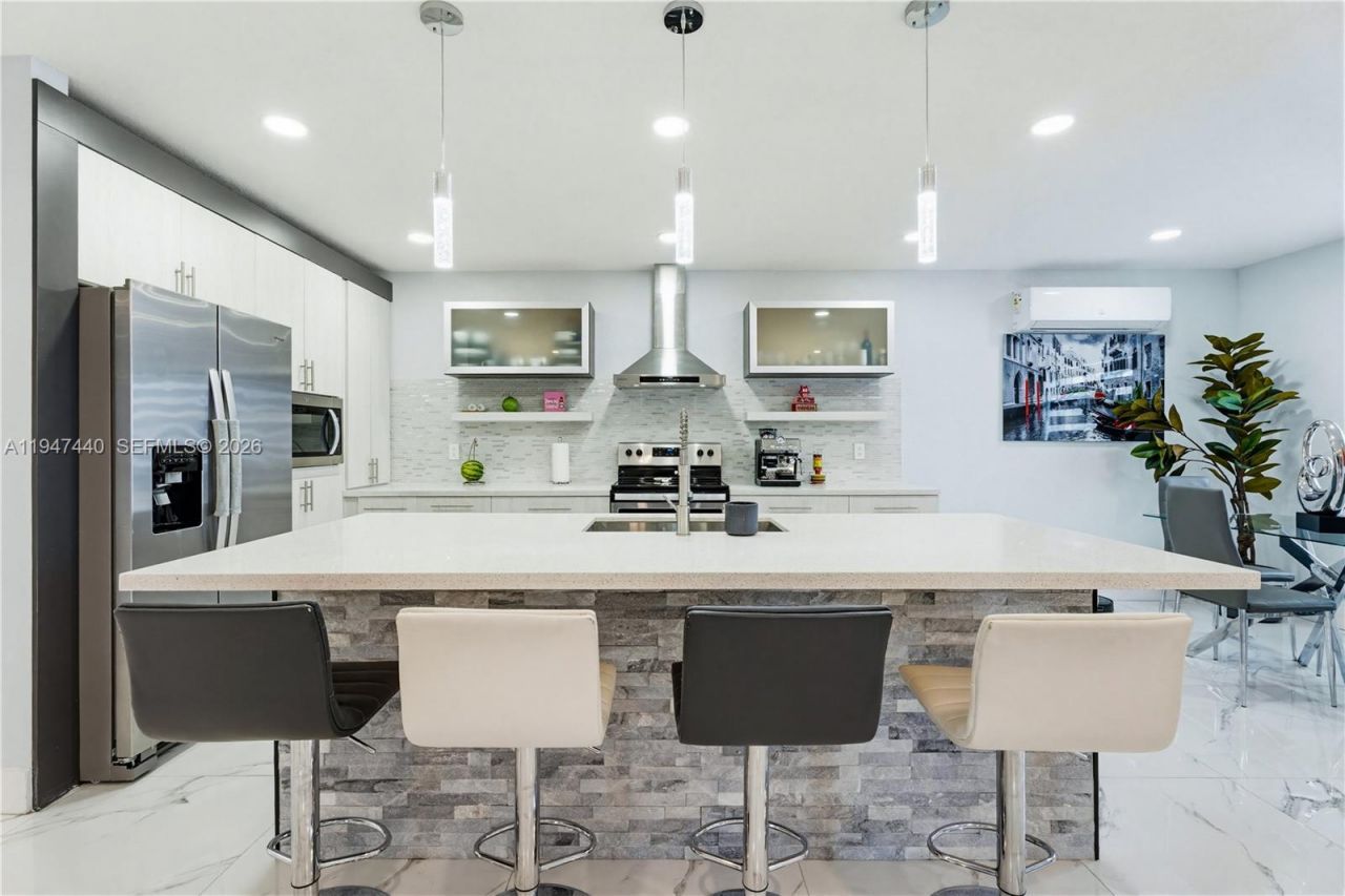 2810 SW 123rd Ct, Miami, FL 33175 Photo