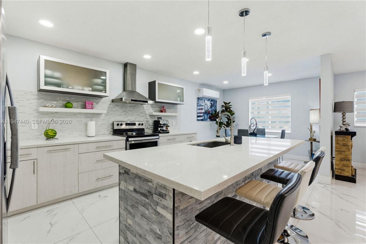 2810 SW 123rd Ct, Miami, FL 33175 Photo