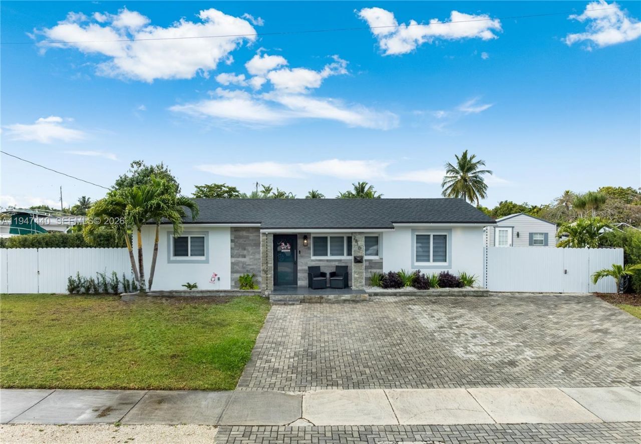 2810 SW 123rd Ct, Miami, FL 33175 Photo