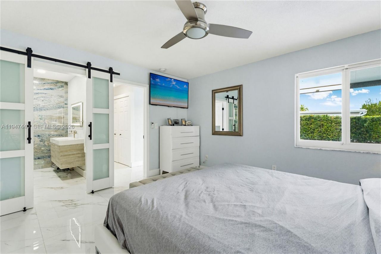 2810 SW 123rd Ct, Miami, FL 33175 Photo