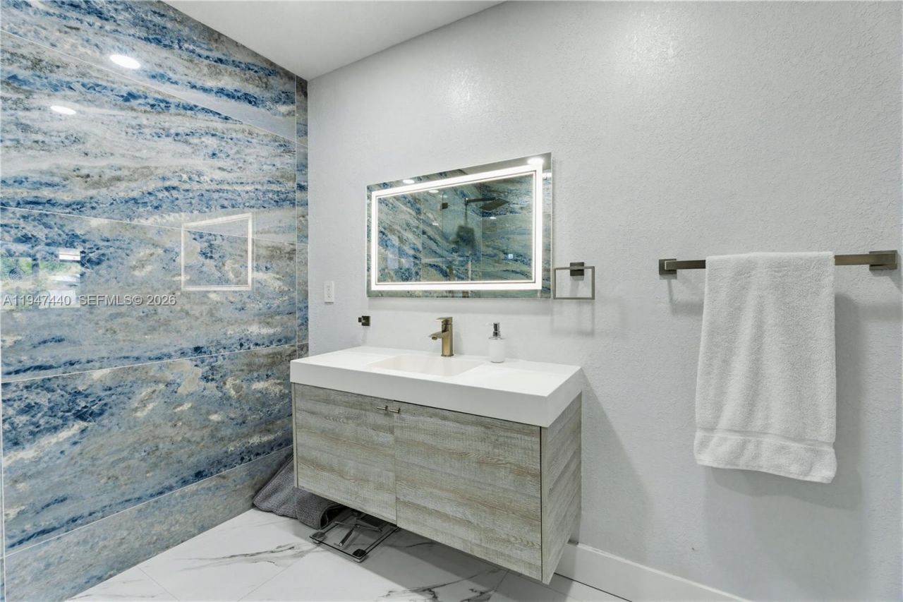 2810 SW 123rd Ct, Miami, FL 33175 Photo