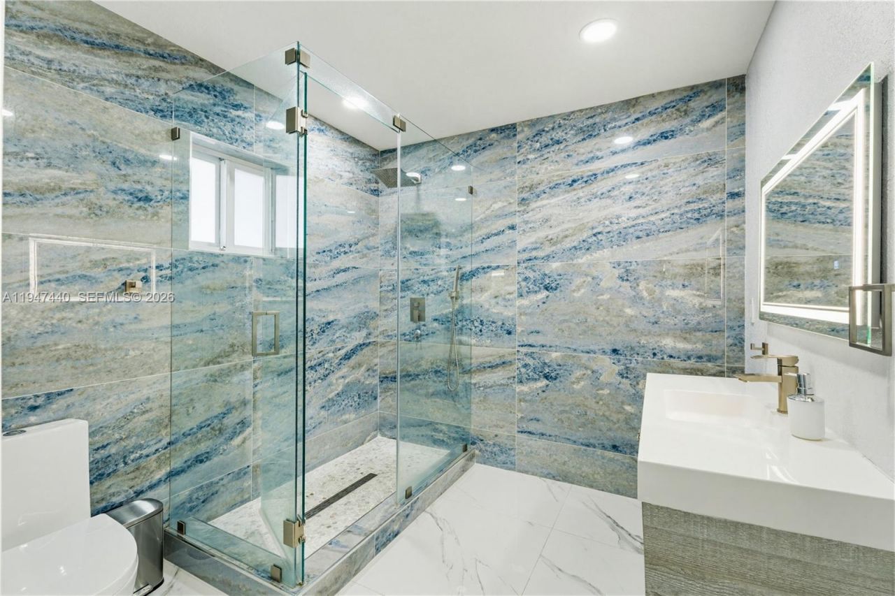 2810 SW 123rd Ct, Miami, FL 33175 Photo