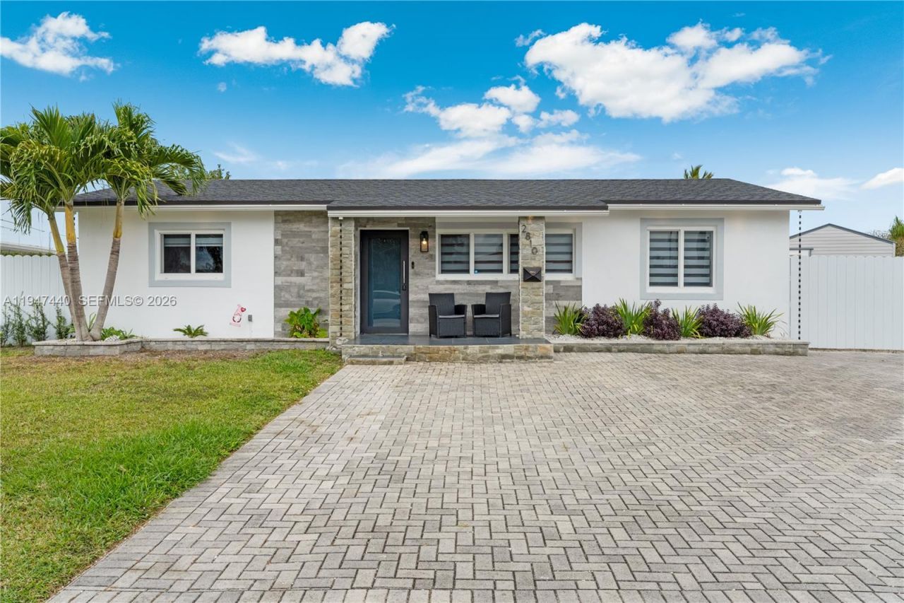 2810 SW 123rd Ct, Miami, FL 33175 Photo