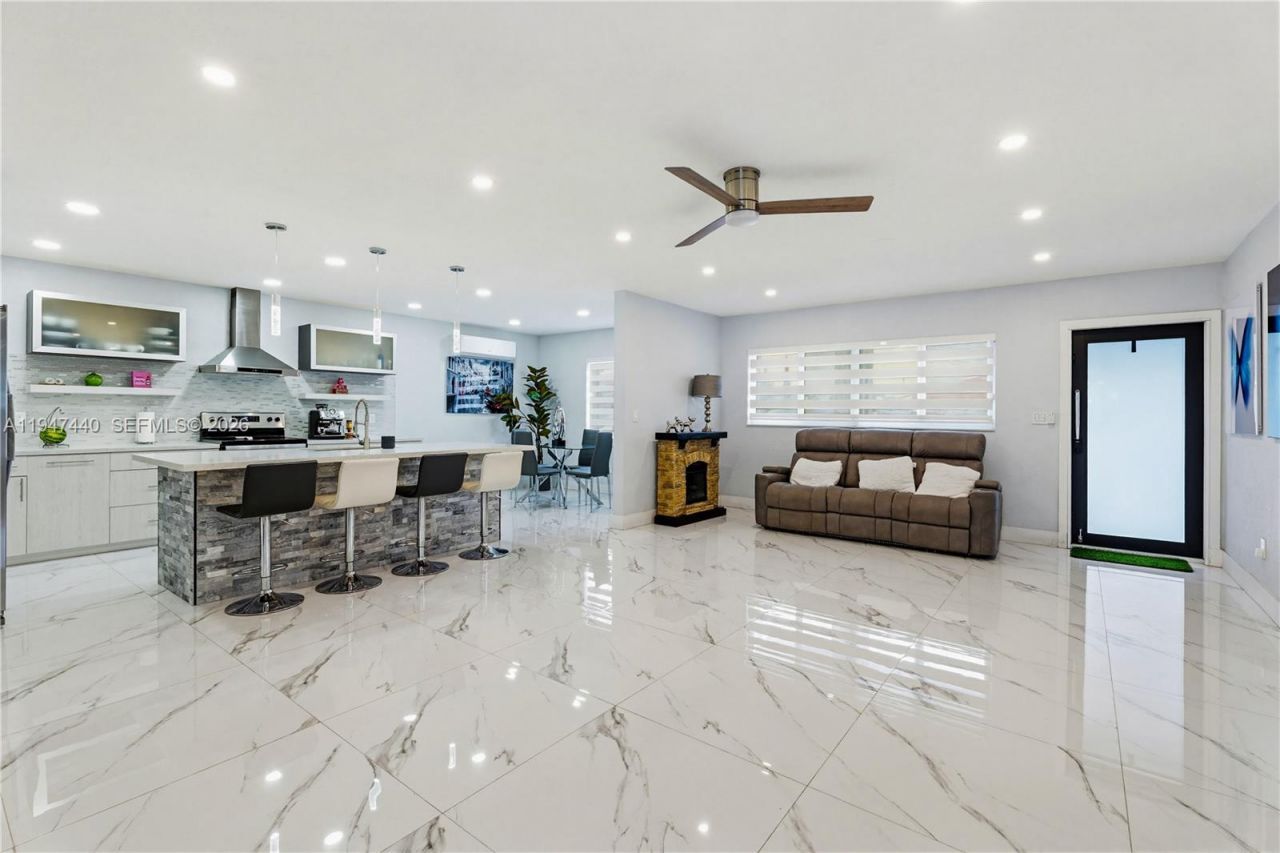 2810 SW 123rd Ct, Miami, FL 33175 Photo