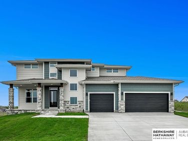 5513 N 191st Street, Elkhorn, NE 68022