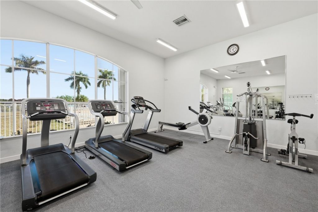 5427 Place Lake Drive, Fort Pierce, FL 34951 Photo