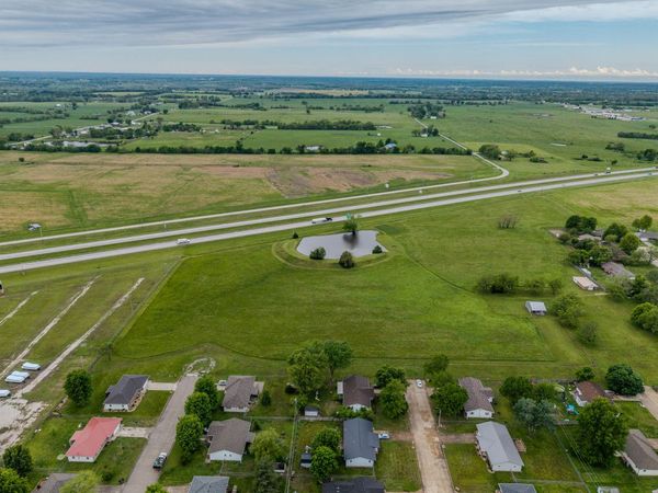 000 W Erskine & Drake Street , Bolivar, MO 65613