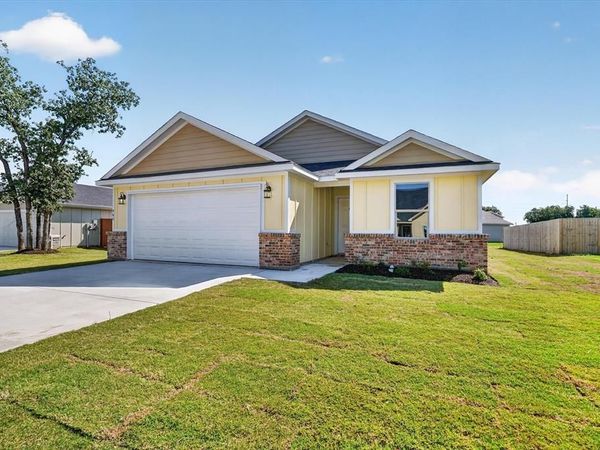 468 Peace Lily Way, Tolar, TX 76476