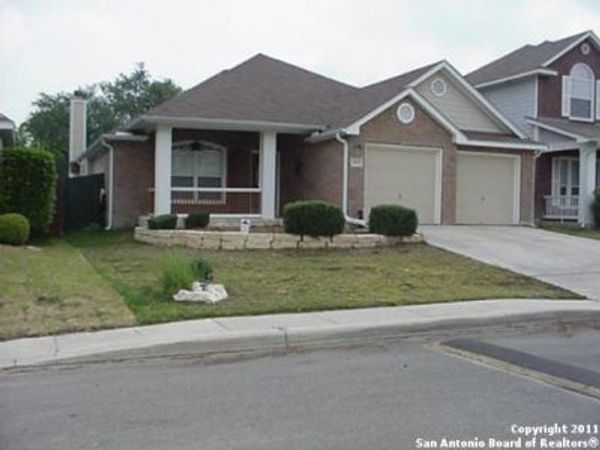 1043 Maltese Garden, San Antonio, TX 78260