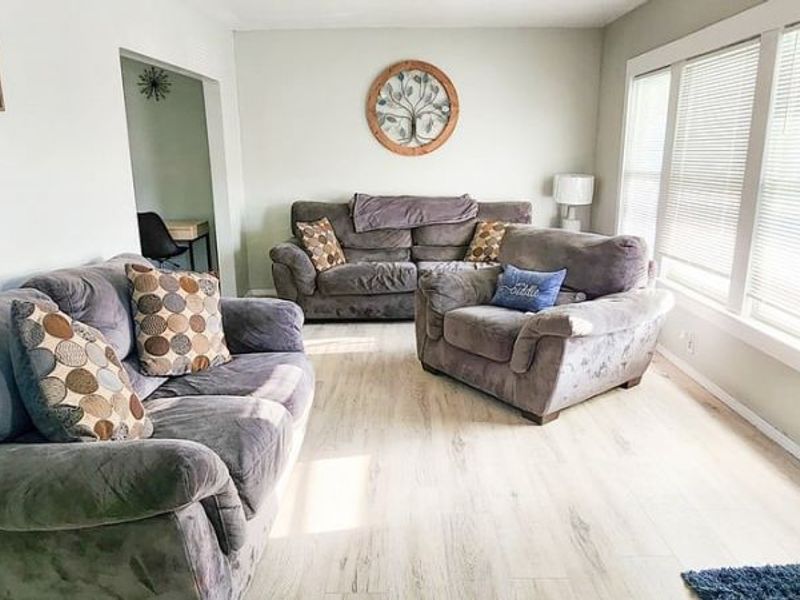 1387 Clearaire Road, Cleveland, OH 44110 Photo 2