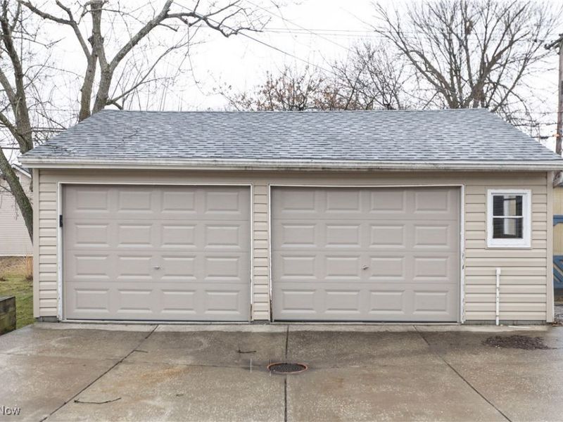 1612 Longwood Drive, Mayfield Heights, OH 44124 Photo 34