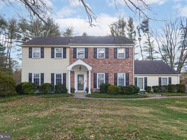 10 BAILEY DRIVE, WASHINGTON CROSSING, PA 18977