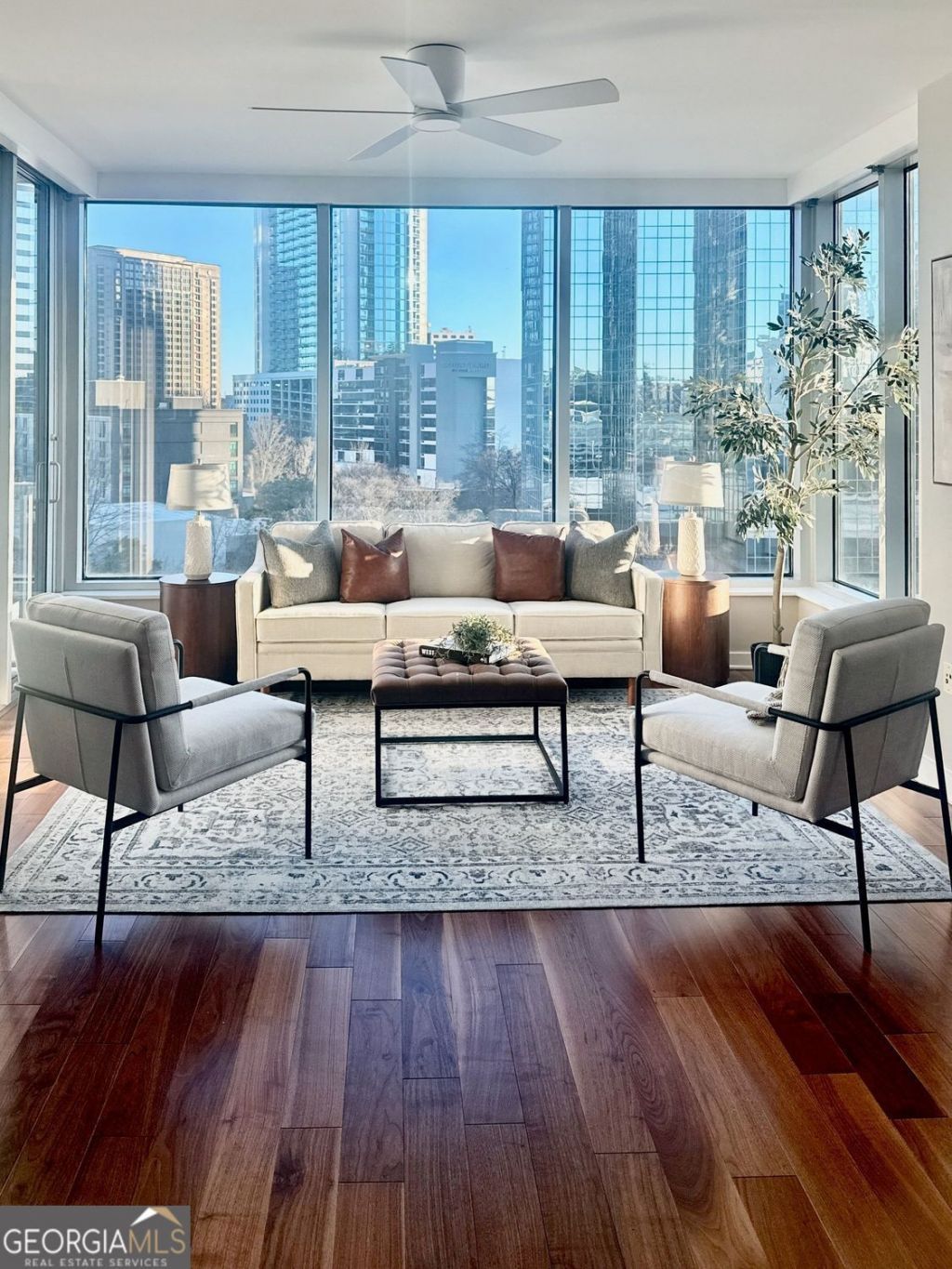 3338 Peachtree Road Ne, Unit 709, Atlanta, GA 30326 Main Photo