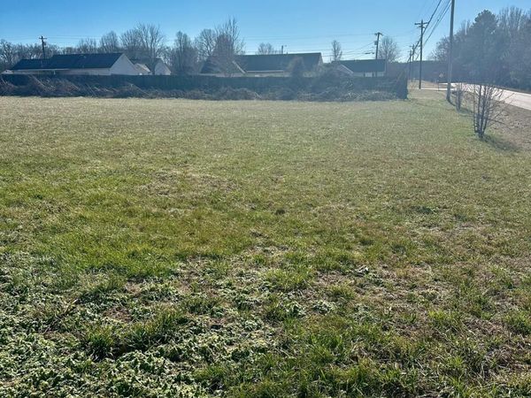 3138 Christmasville Rd , Jackson, TN 38305