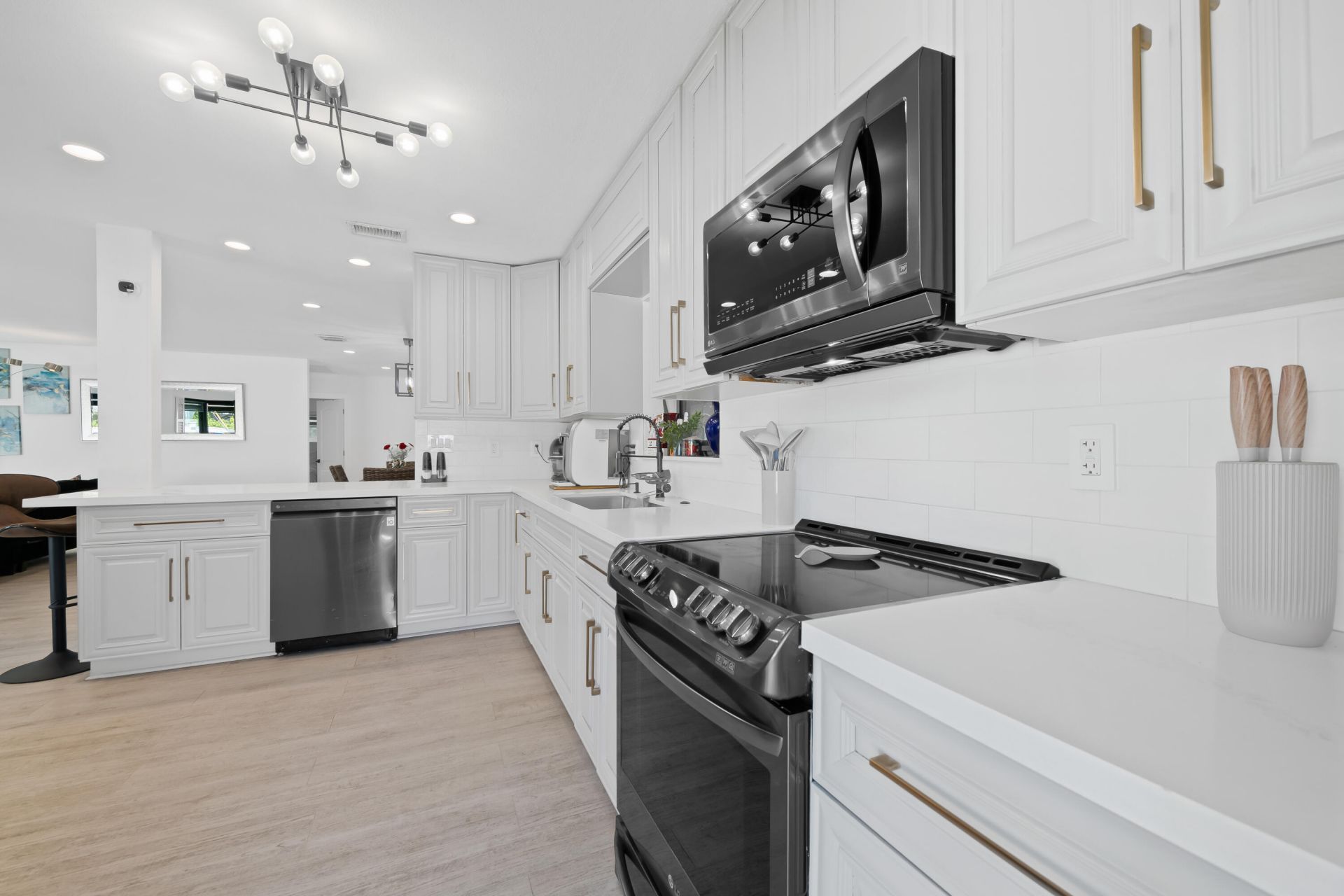 2601 NE 8th Court, Pompano Beach, FL 33062 Photo