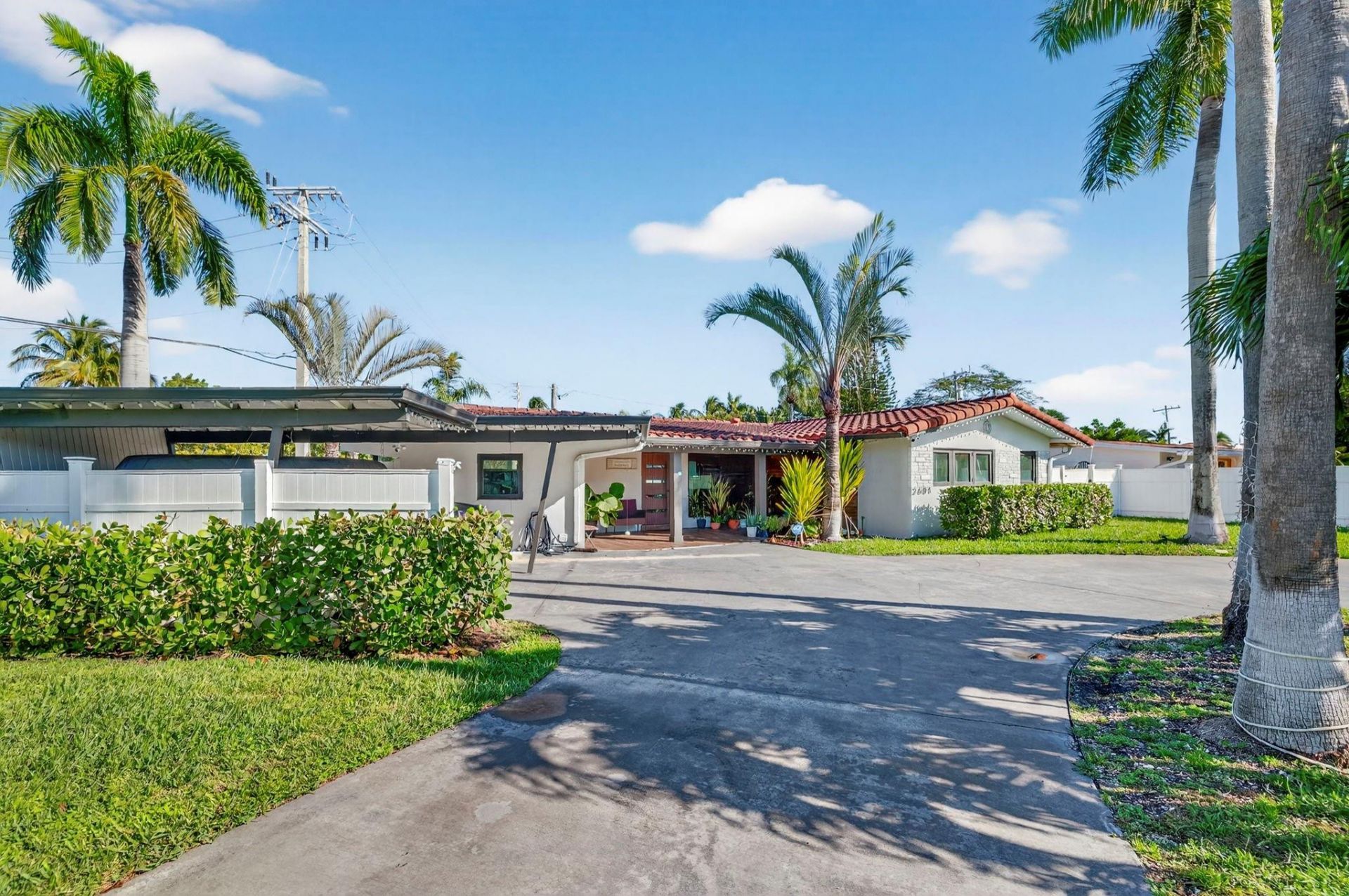 2601 NE 8th Ct, Pompano Beach, FL 33062 Photo