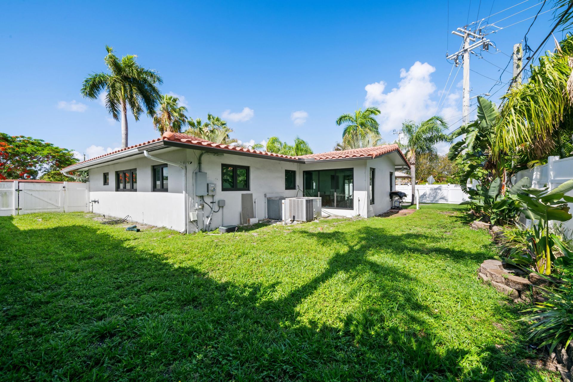 2601 NE 8th Court, Pompano Beach, FL 33062 Photo