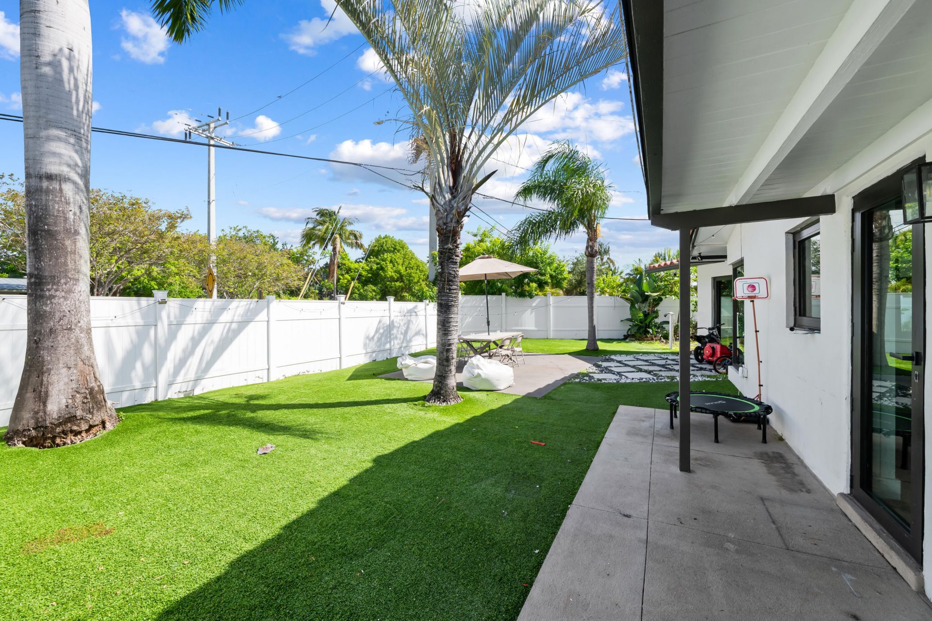 2601 NE 8th Court, Pompano Beach, FL 33062 Photo
